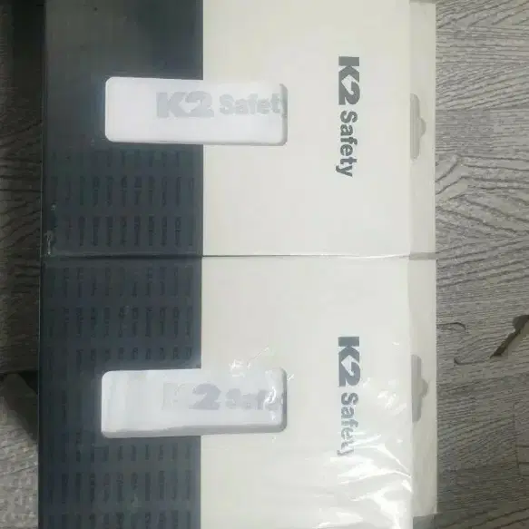 8개드림 ~새상품 4만원짜리 반값판매 K2 세이프티 쿨토시 화이트