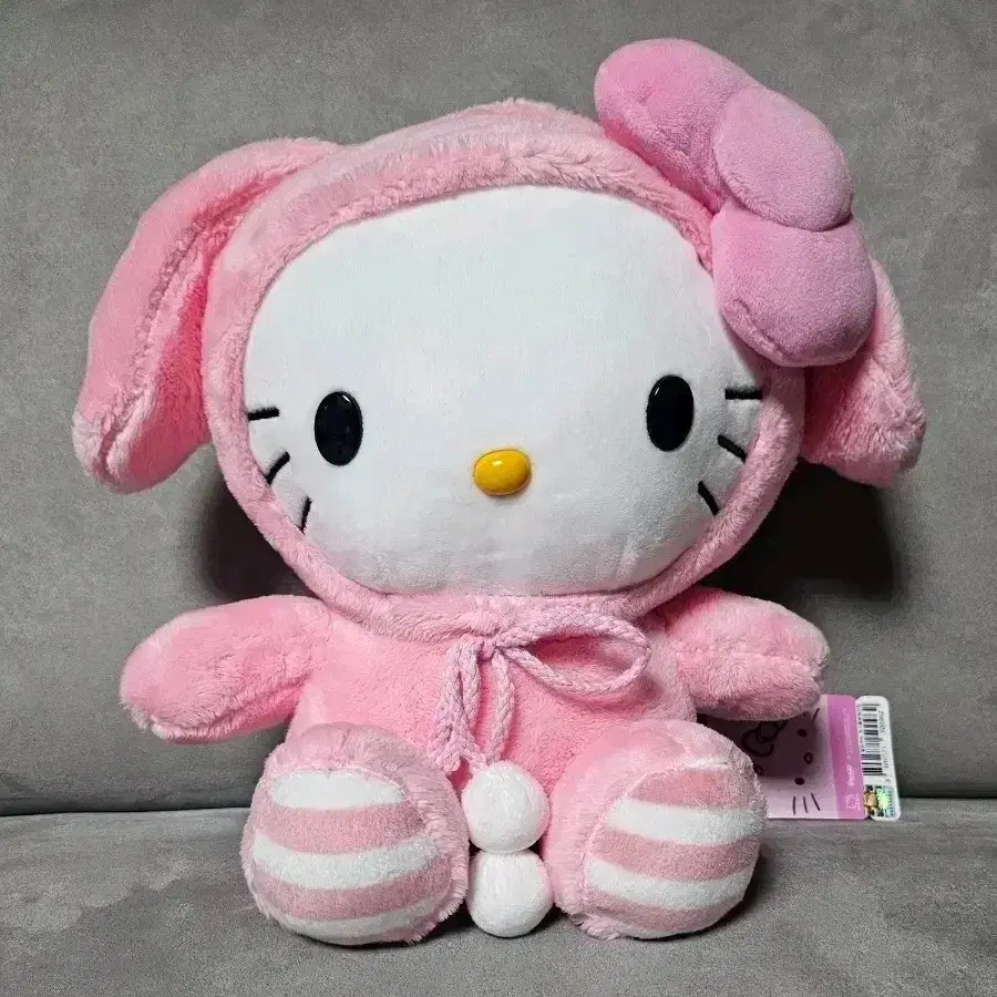 정품 산리오 헬로키티 코스튬 25cm 중형 인형