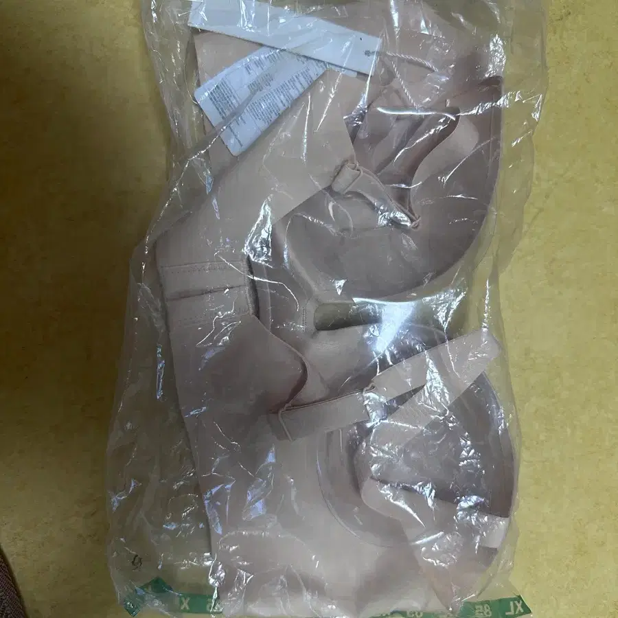 비비안 노와이어 브레이지어 새제품 (a85)
