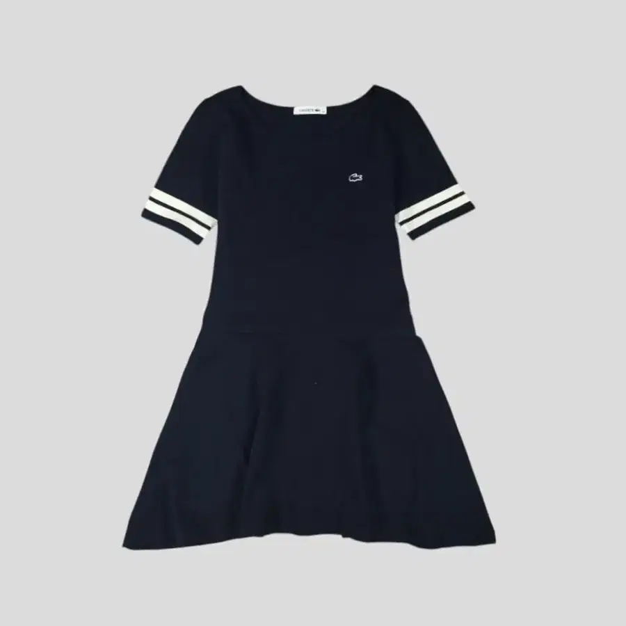 라코스테 네이비 화이트 배색 톤톤 크록로고 라이닝 레이온블렌드 플레어 반팔 원피스 WOMANS M