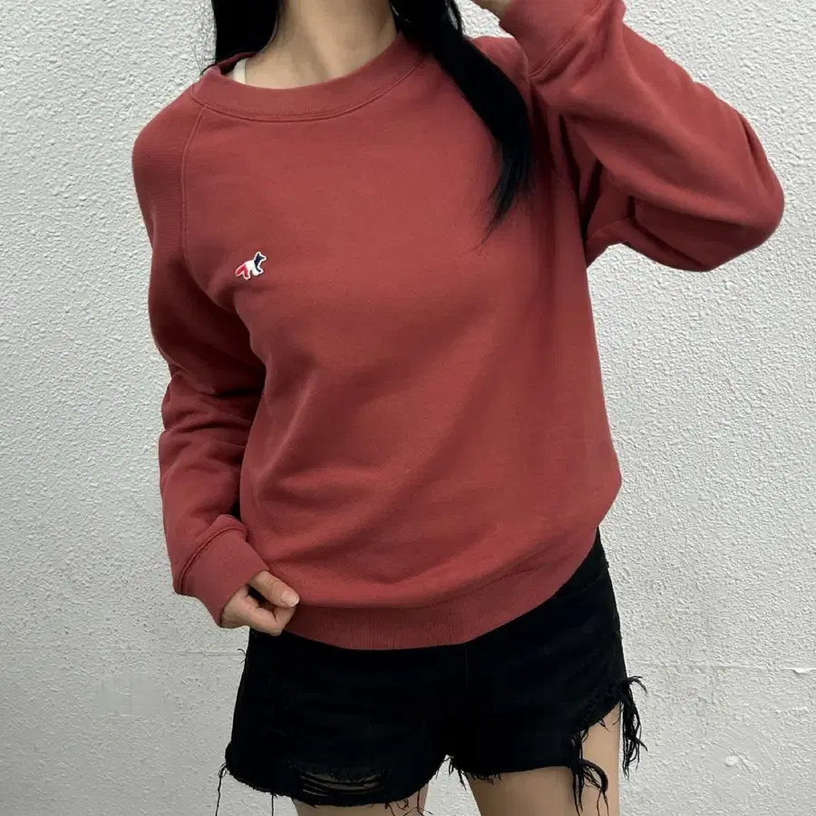 메종키츠네 브릭 맨투맨 M