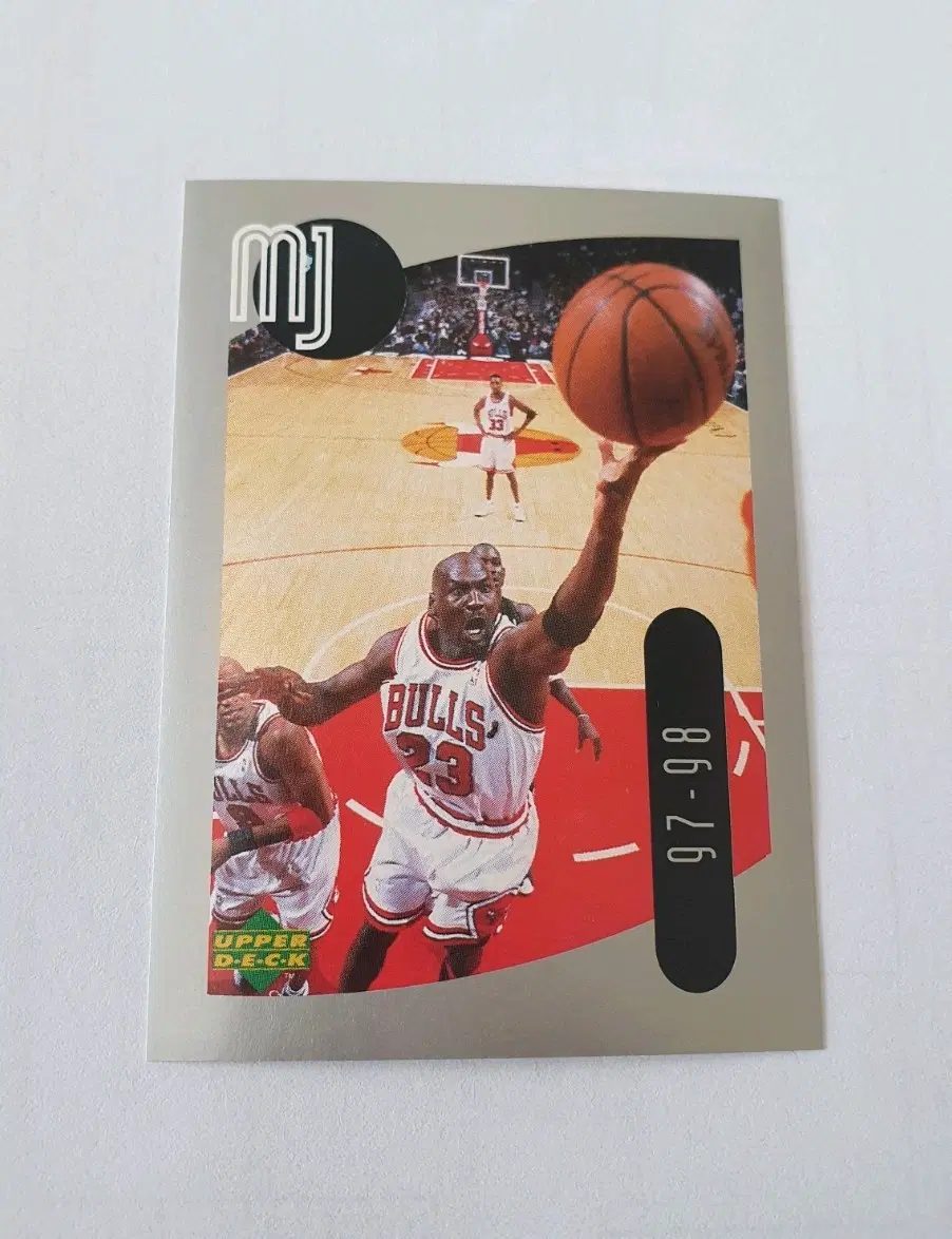 NBA 1998 어퍼덱 공식 스티커 마이클 조던 #52 Michael Jordan Upper Deck Sticker Collection
