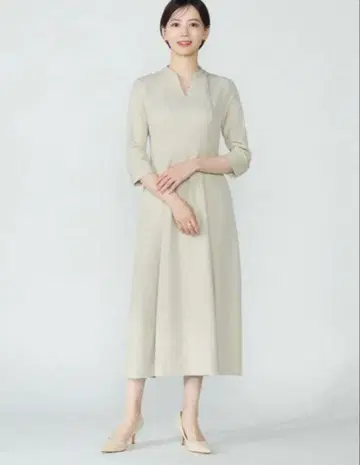 Audire 캐서린 플레어 드레스 베이지 S