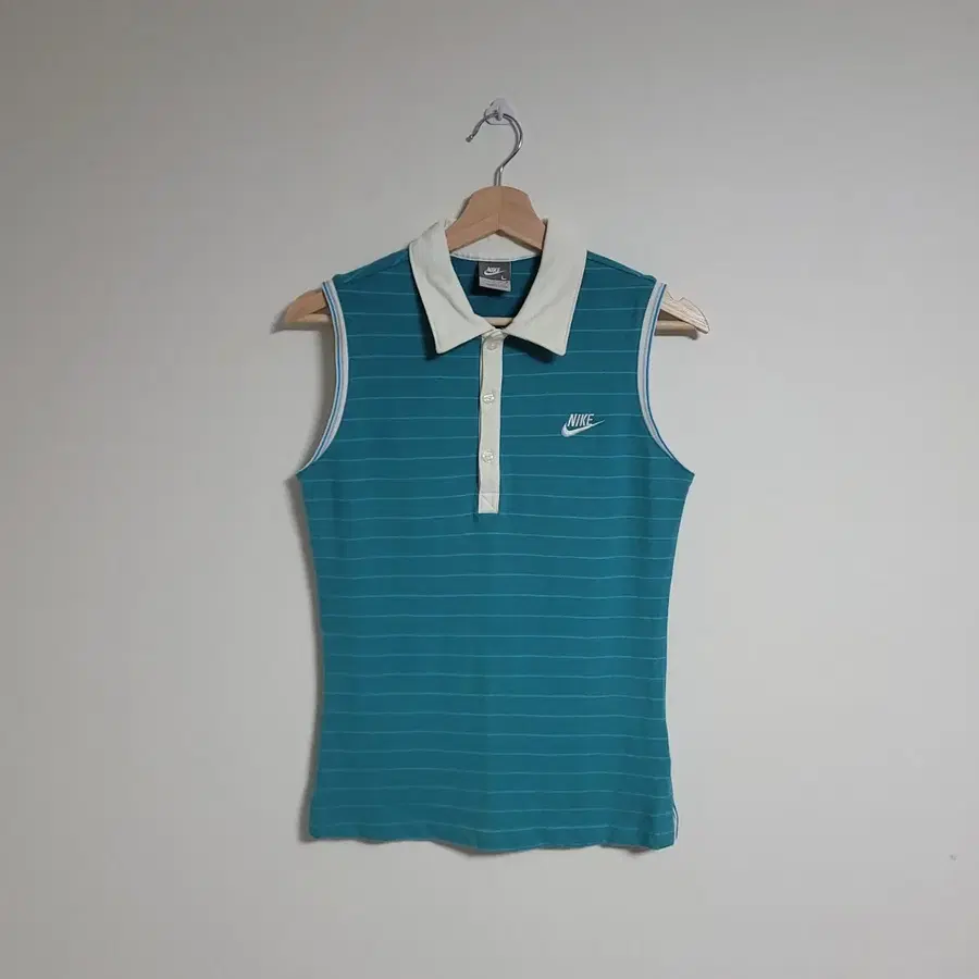 (L) NIKE 나이키 민소매 카라티 블루 스트라이프 올드스쿨