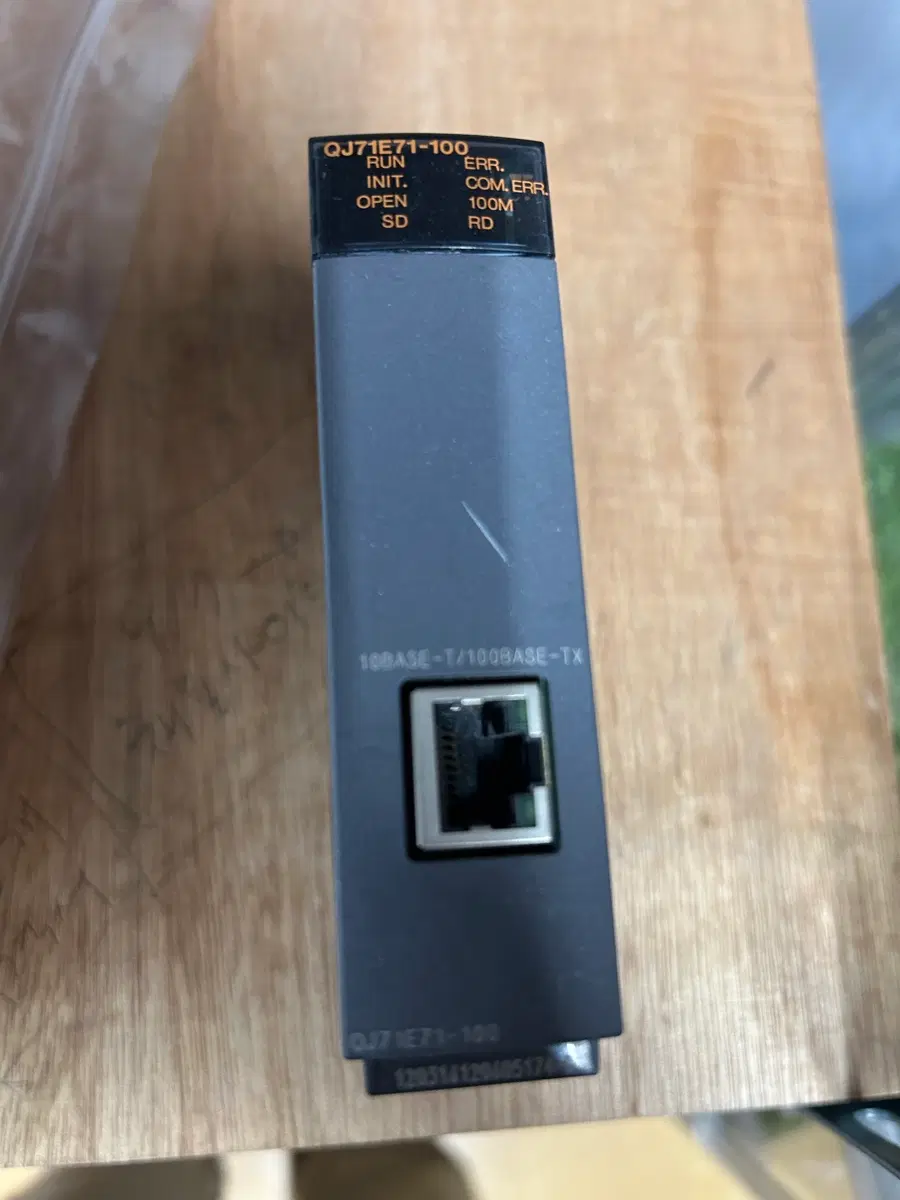 QJ71E71-100 100M 이더넷 통신 모듈