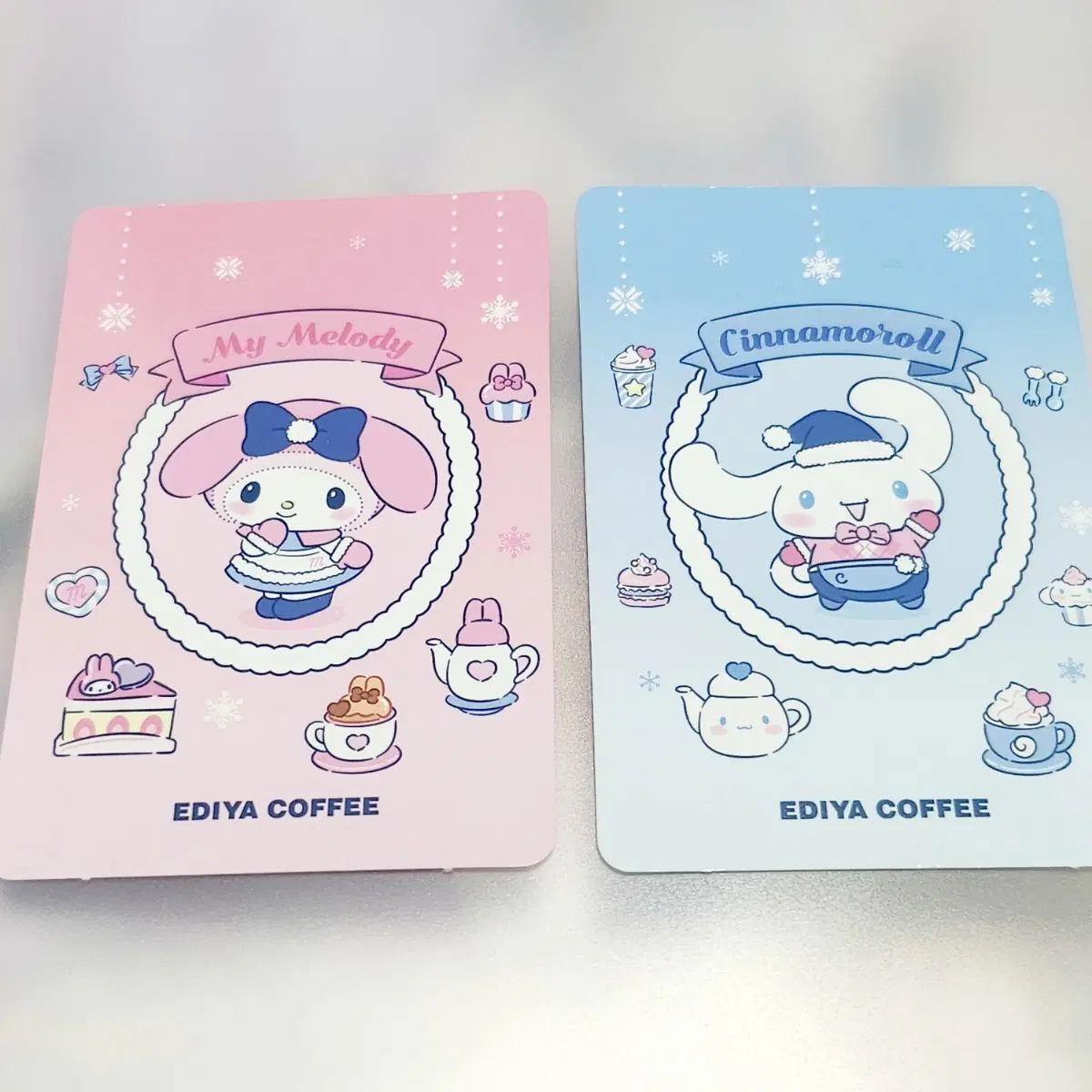 산리오 이디야 콜라보 부적 포카 2종 일괄