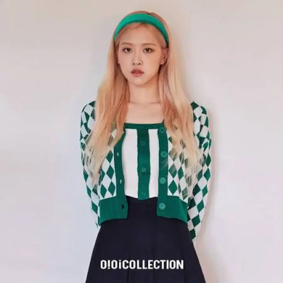 O!Oi 오아이오아이 그린 체크 가디건 로제착용