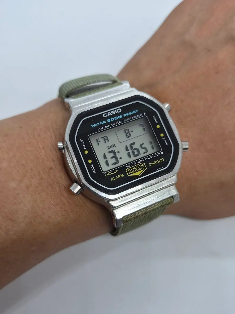 Casio 240 dw 5200c