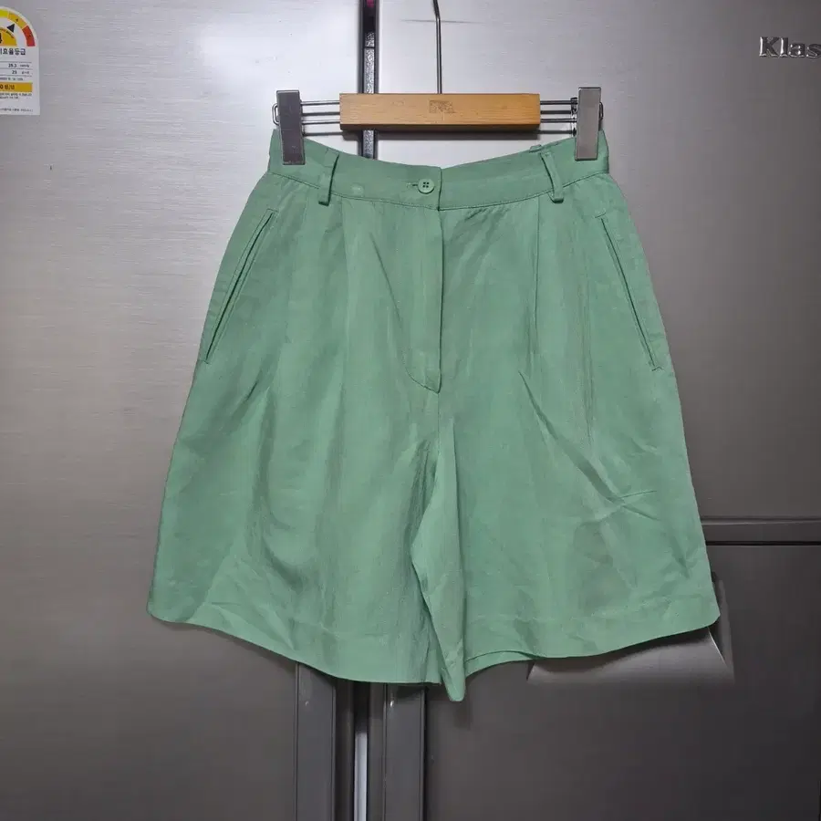 BALLY 부드러운 반바지