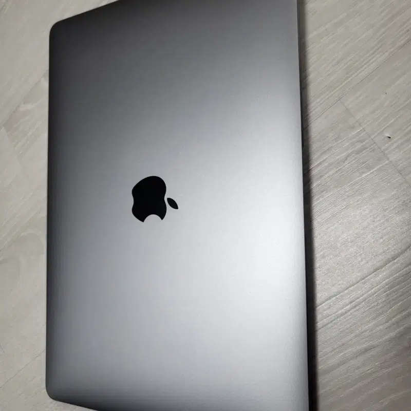 맥북에어 M1 13인치 8GB/256GB