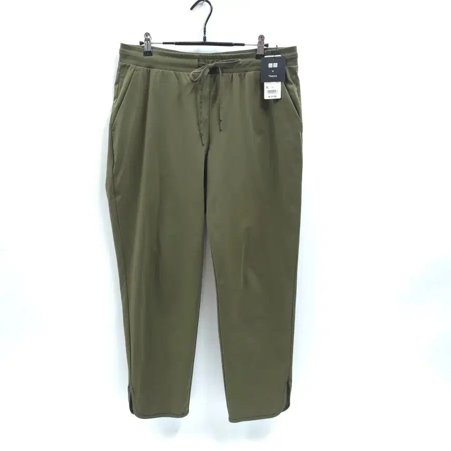 UNIQLO 유니클로 X 띠어리 울트라 스트레치 액티브 앵클팬츠 C599