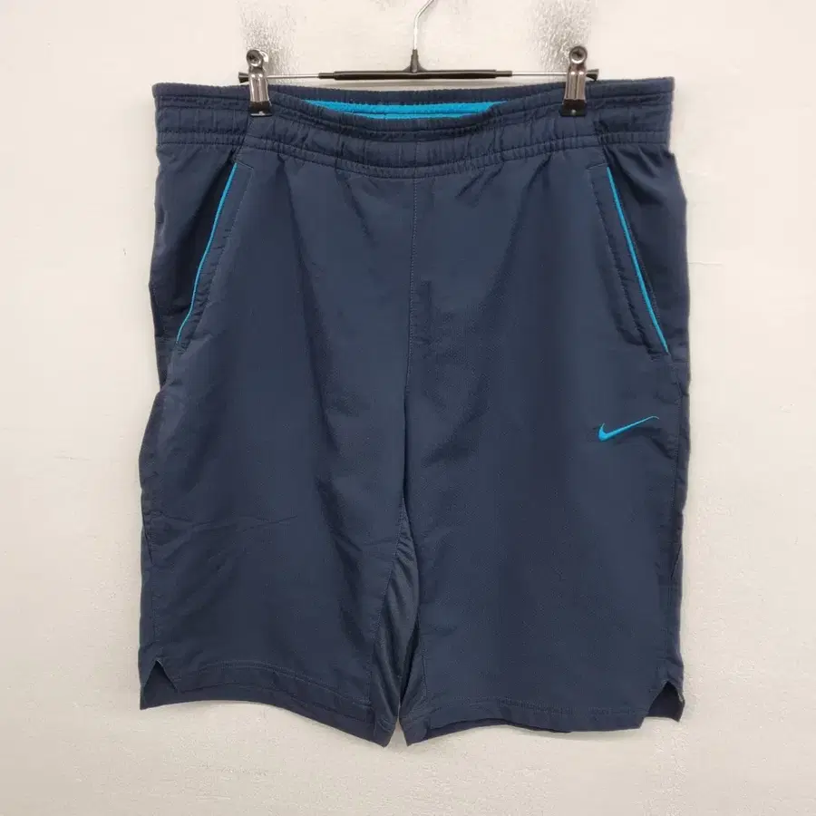 [110/XXL] 나이키 트레이닝 반바지