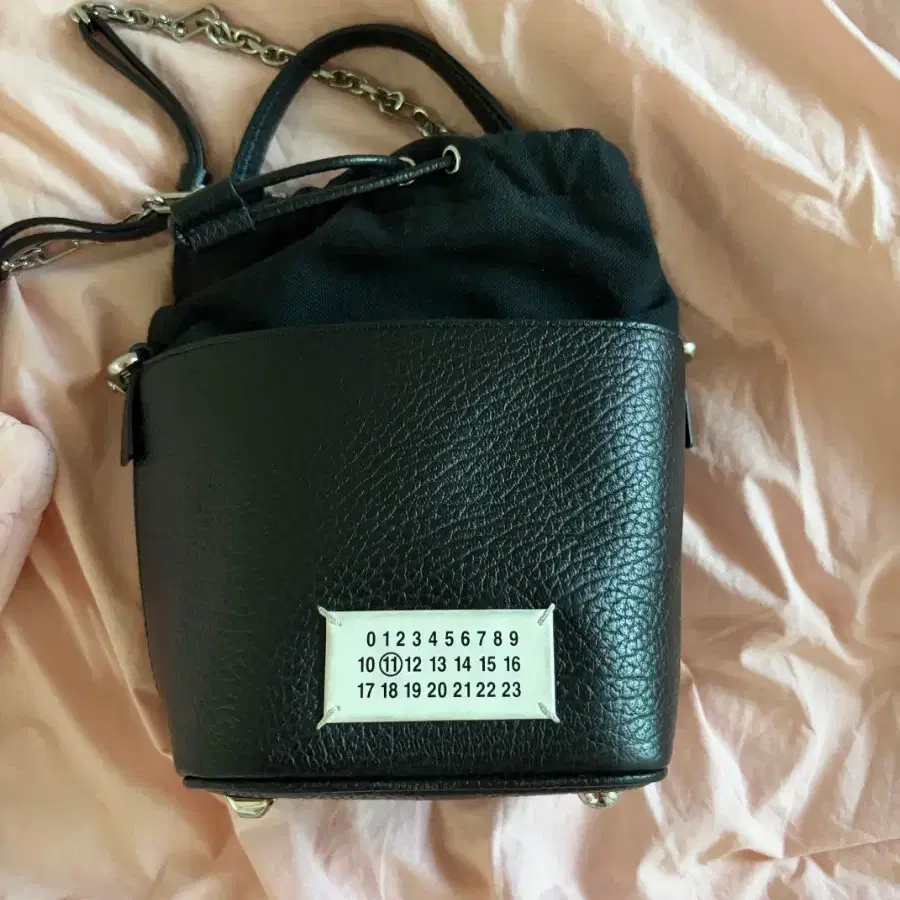 메종 마르지엘라 5AC 미니백 블랙