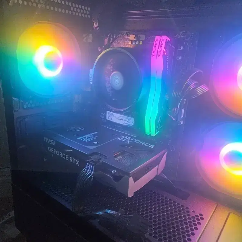 라이젠 8400f rtx5060 ddr5 게이밍 pc 본체 판매합니다