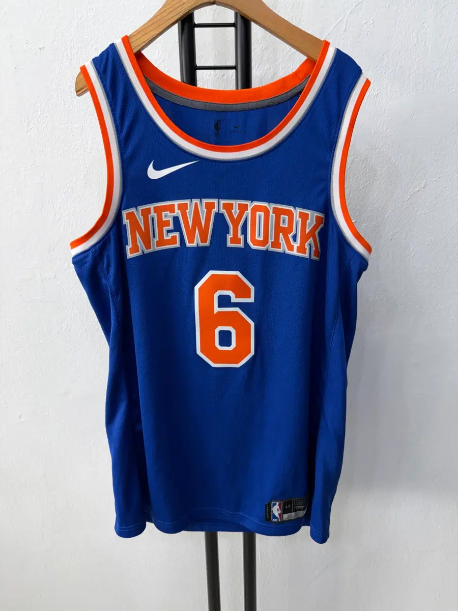 정품) 나이키 NBA 뉴욕 닉스 포르깅기스 농구 유니폼 M