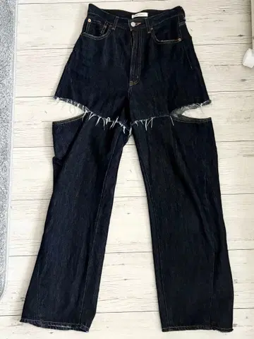MOUSSY 컷 아웃 데님 팬츠 원 워시