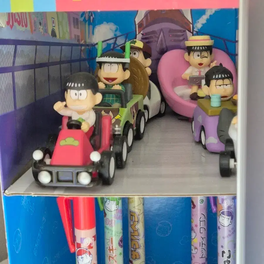 오소마츠상 이야미 카트 피규어 볼펜