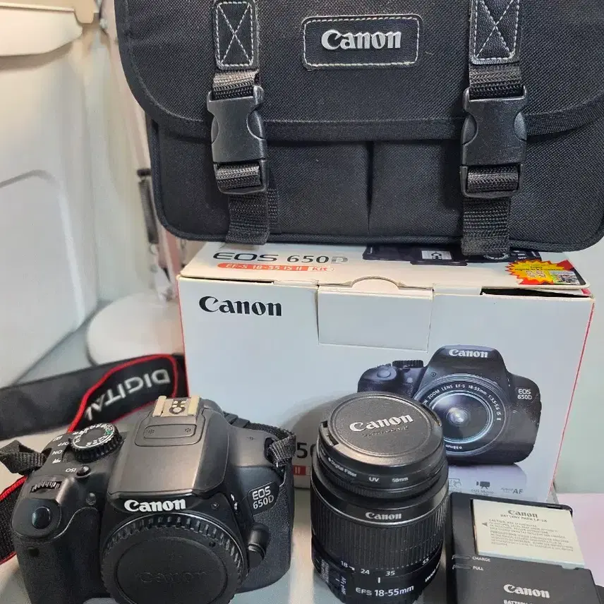 캐논 EOS 650D/18-55 표준줌 렌즈킷 DSLR 카메라
