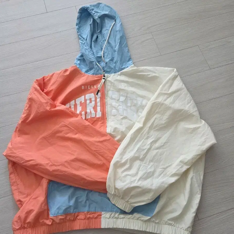 휠라 컬러 하프 바람막이 자켓 95(M)