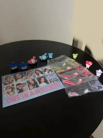 TWICE 굿즈 ONE IN A MILLION 영화 혜택 참 세트