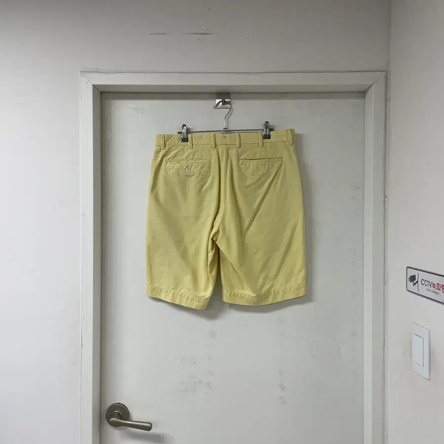 폴로 랄프로렌 치노 반바지 옐로우 33