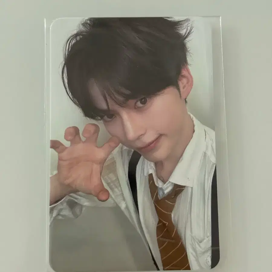 제로베이스원 성한빈 생일파티 낮공 멤버십 특전 포카