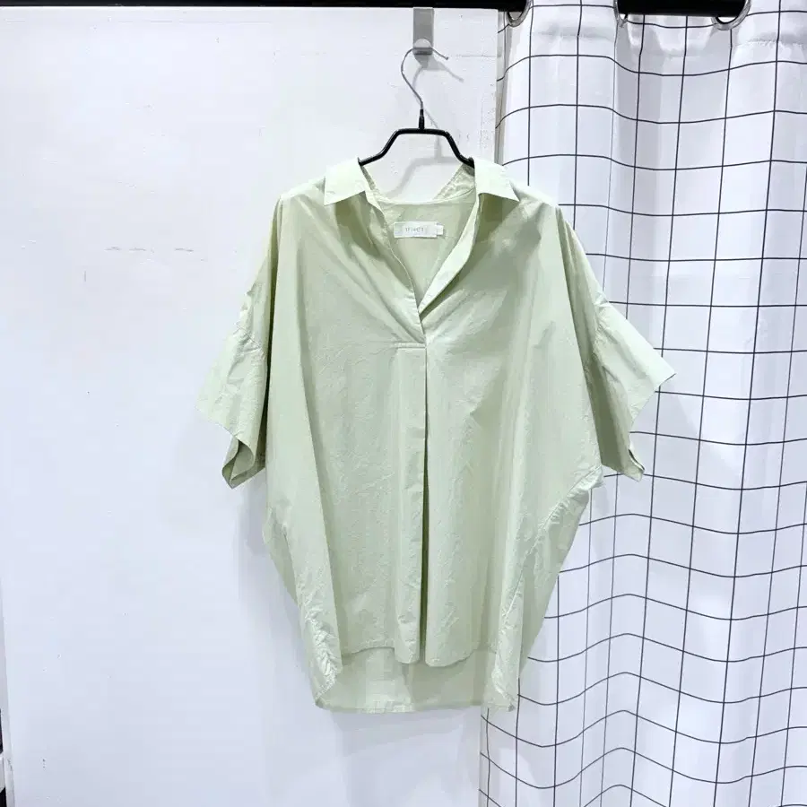 유메르 오픈카라 셔츠블라우스