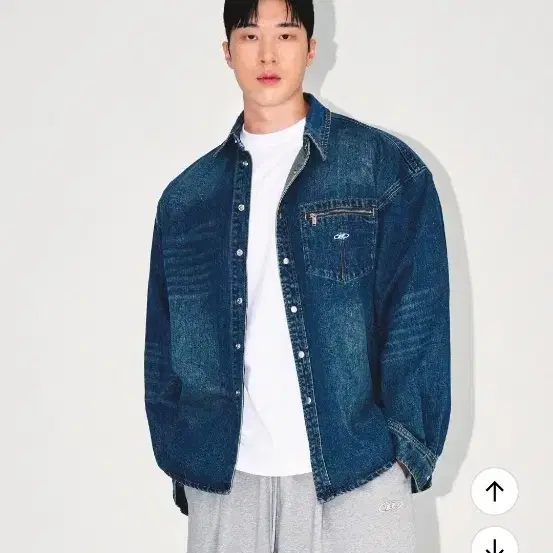 새상품!!본투윈 데님 오버핏 셔츠