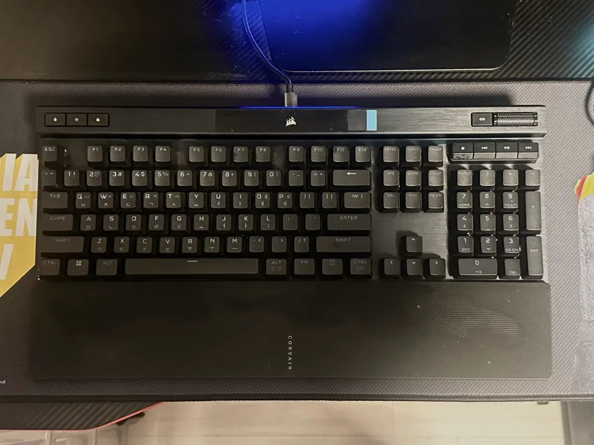 커세어 k70 청축 키보드 판매합니다