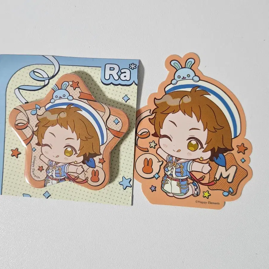 앙스타 미츠루 감사제 캔뱃지 뱃지 스티커 세트