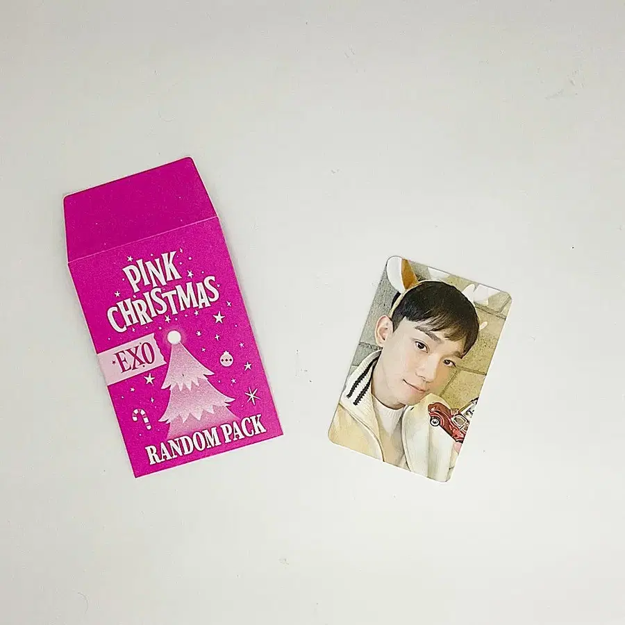엑소 첸 2024 핑크 크리스마스 포토카드 포카1 EXO CHEN 2024 PINK CHRISTMAS PHOTOCARD 1