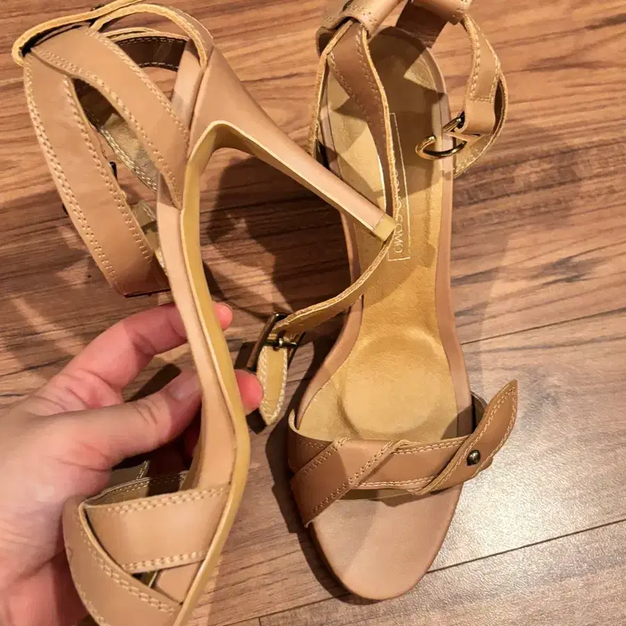 새상품) 로즈힐 roseheel 베이지 스트랩 힐 샌들 37사이즈