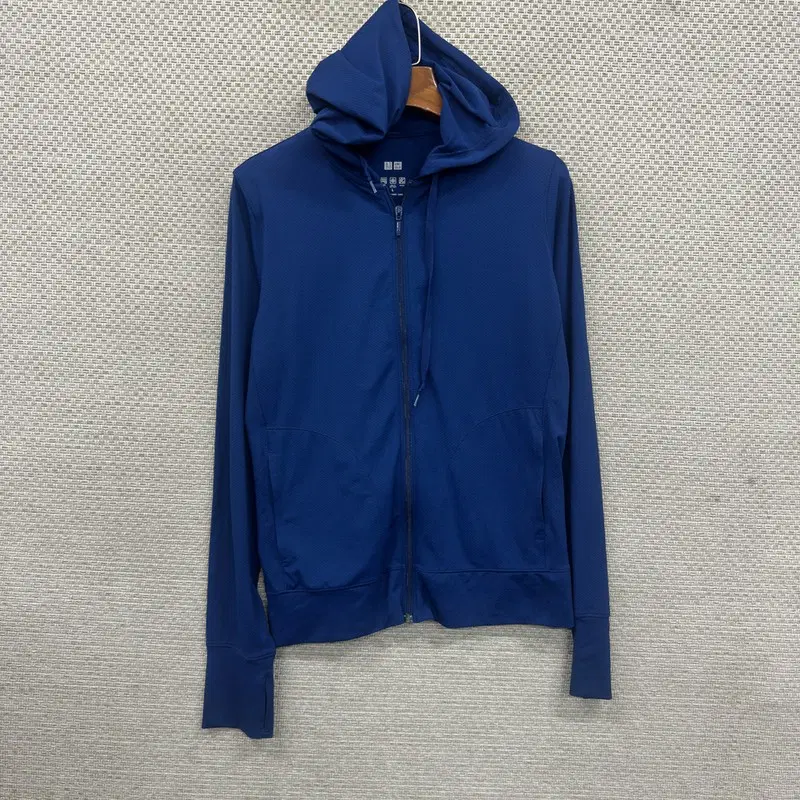 유니클로 후드집업 L H01507