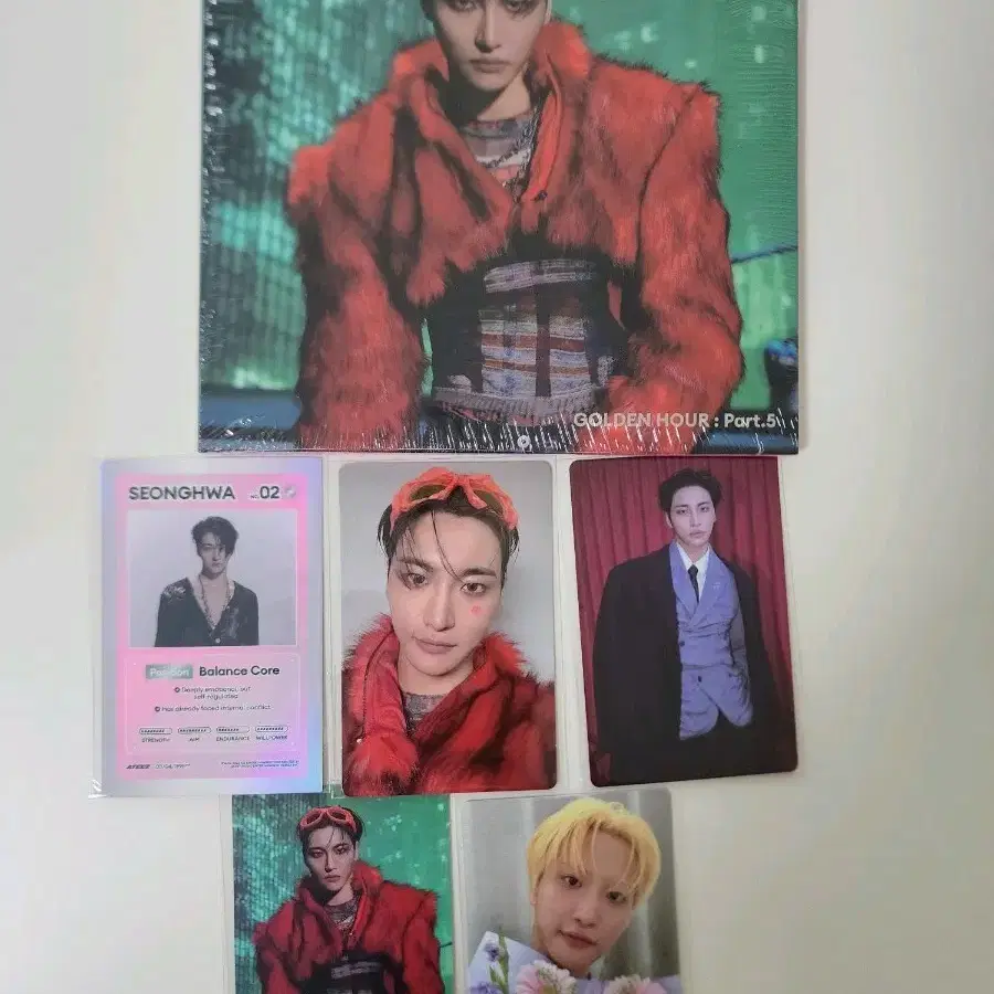 에이티즈 성화 미개봉 디지팩+포토카드 5종