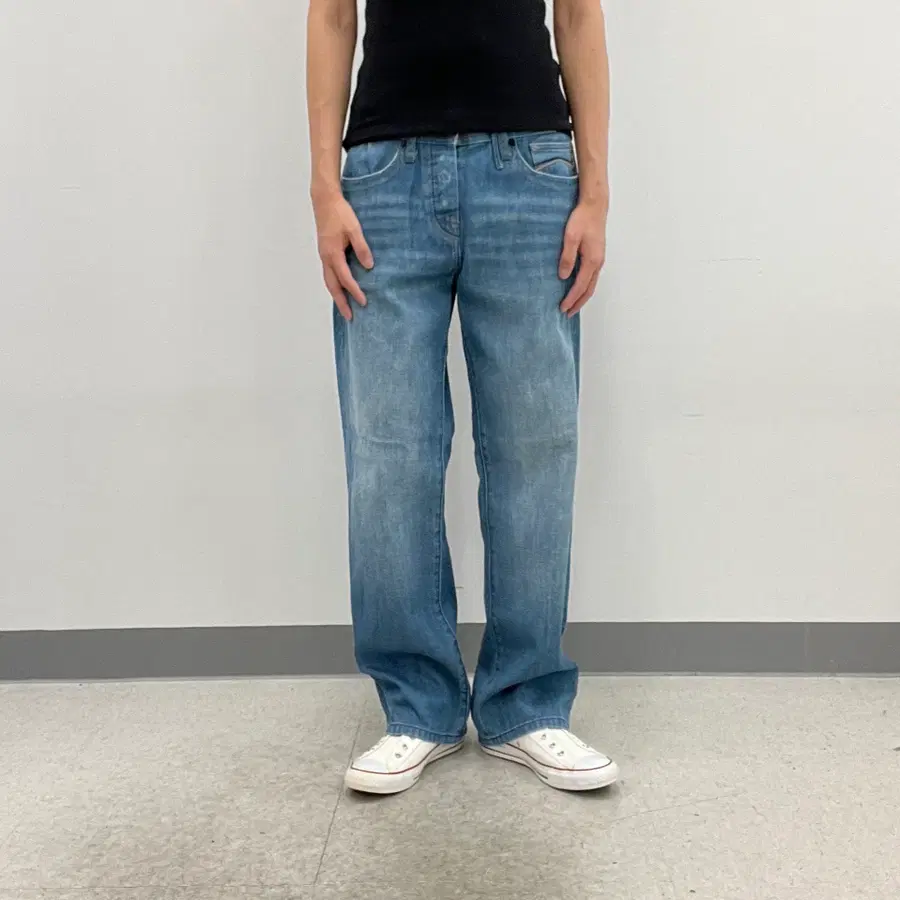 아르마니 익스체인지 와이드 데님 팬츠 32