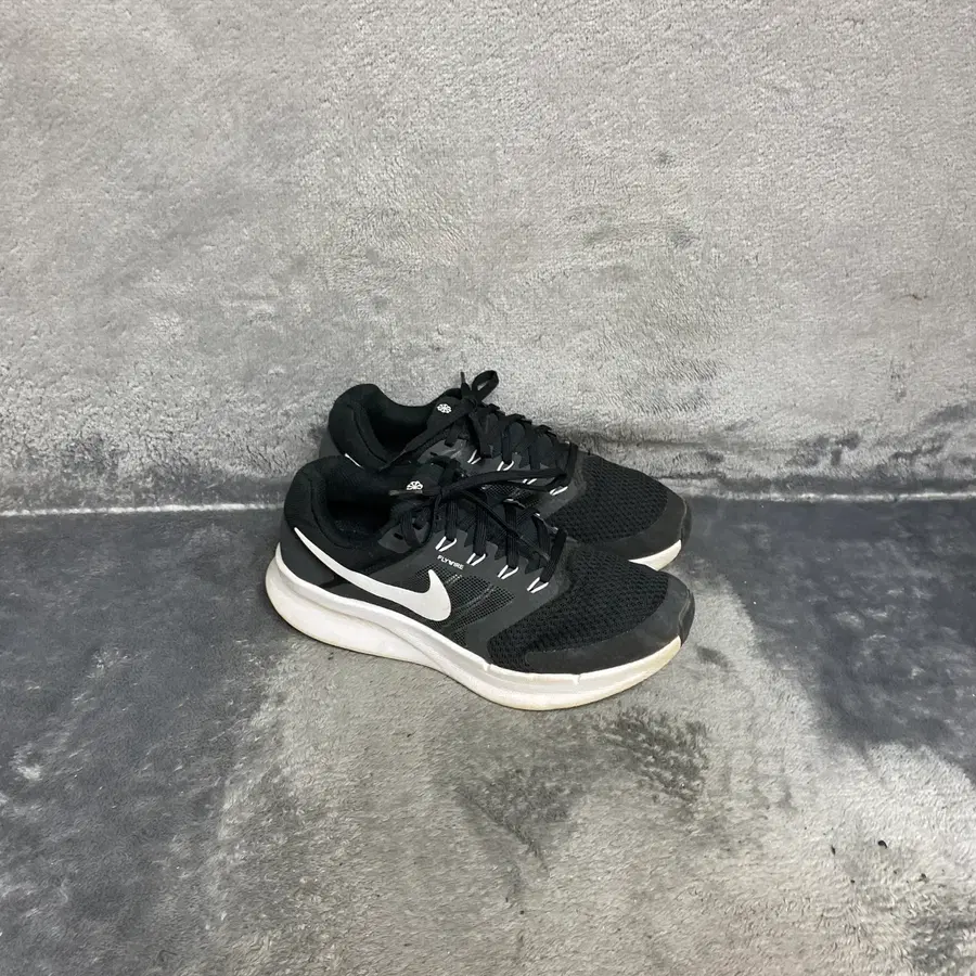 나이키 운동화 245