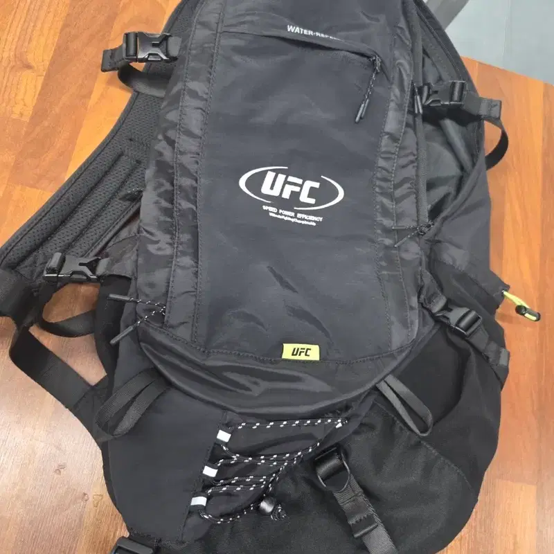 UFC 백팩 블랙