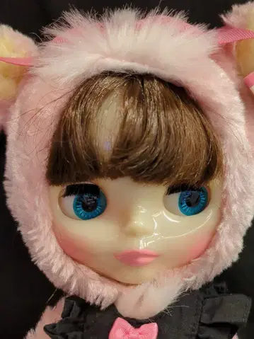 타카라토미 네오 브라이스 셰리 바베트