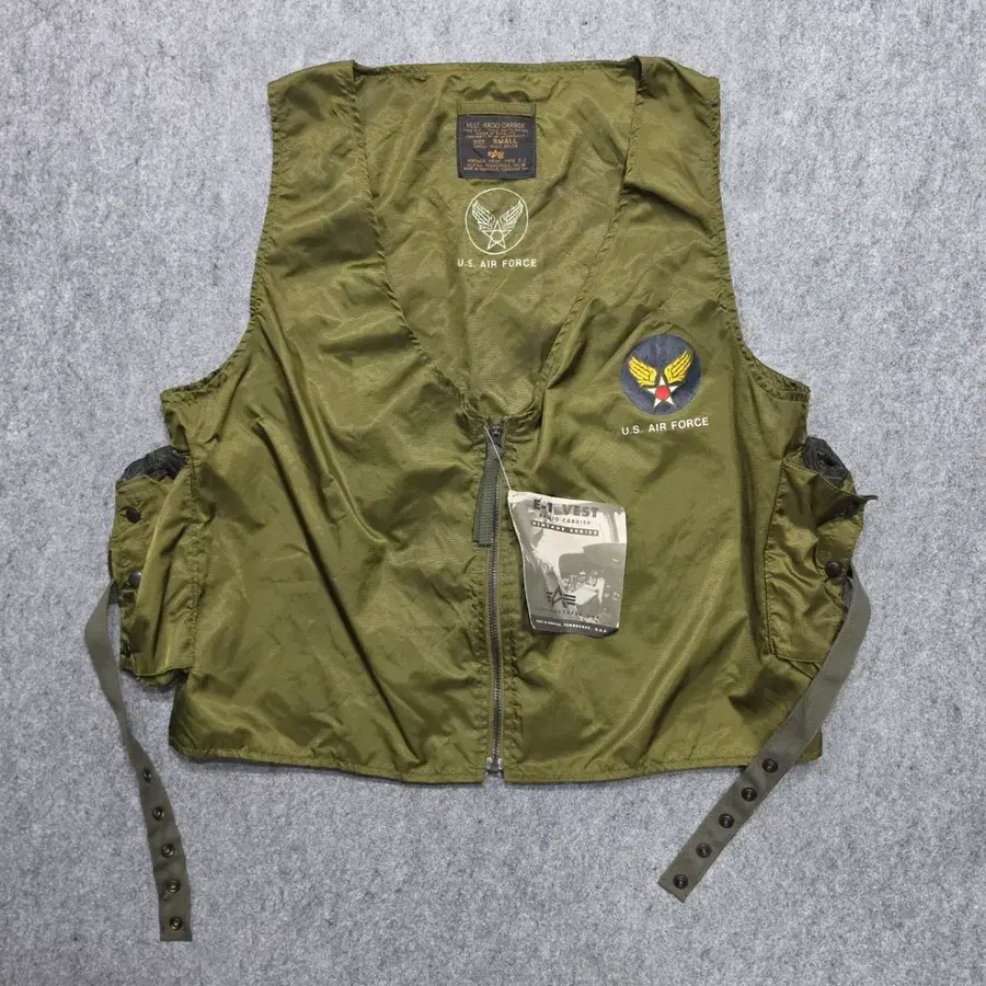 알파 인더스트리 90s 데드스탁 USAF E-1 라디오 캐리어 밀리터리 베스트 조끼 S