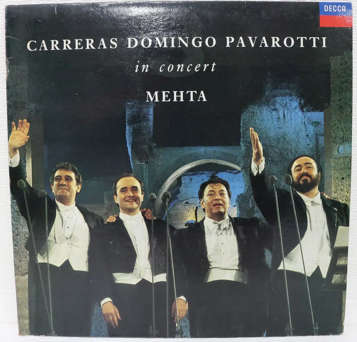[NO.6304] CARRERAS,DOMINGO,PAVAROTTI in Concert LP음반