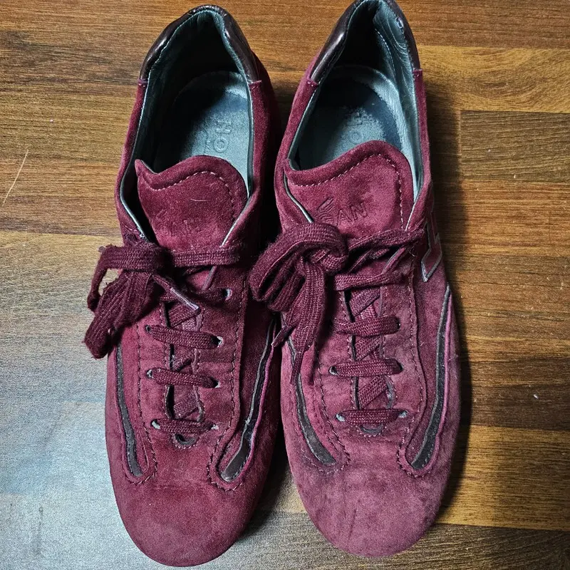 HOGAN ITALY 스니커즈/일반 운동화 여 36 J6131