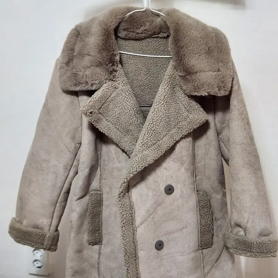 Mood Inside Women High Neck Mustang Half Coat | Bunjang Global