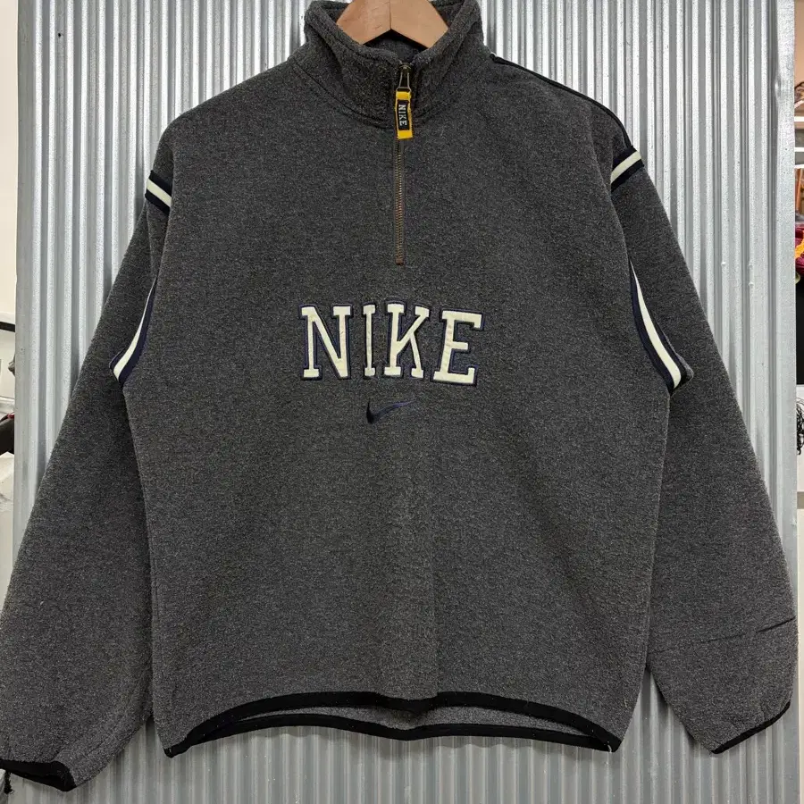 [S] 나이키 NIKE 빈티지 아치로고 플리스 하프집업 후리스 4.9