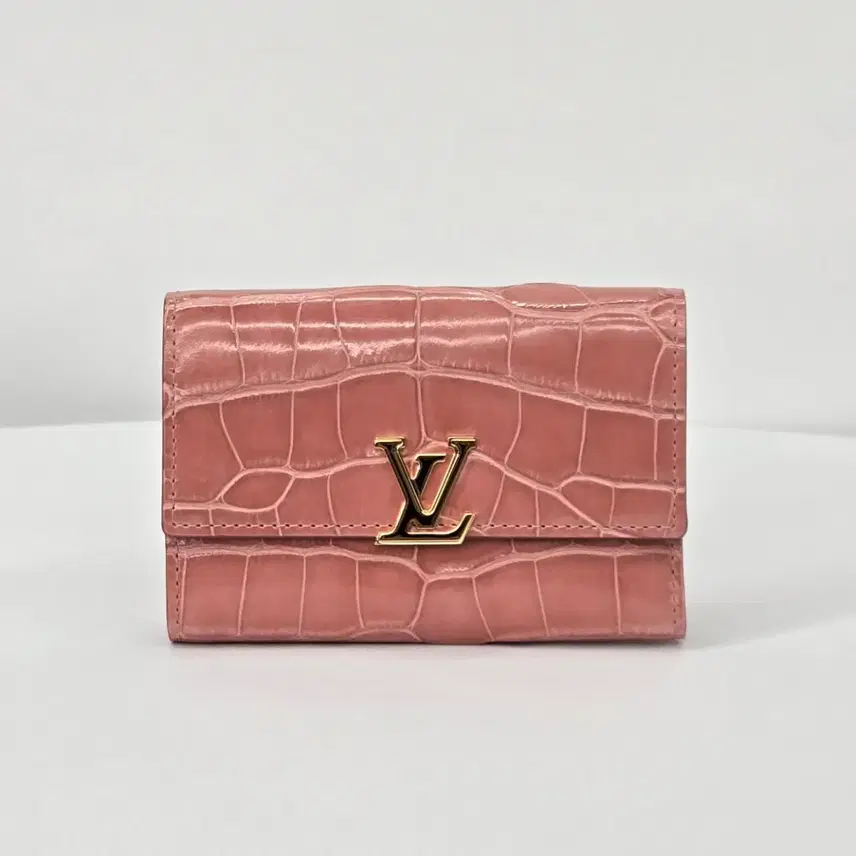 루이비통 [ 새상품 ] LV 카퓌신 이그조틱 엘리게이터 악어 지갑 사진 2