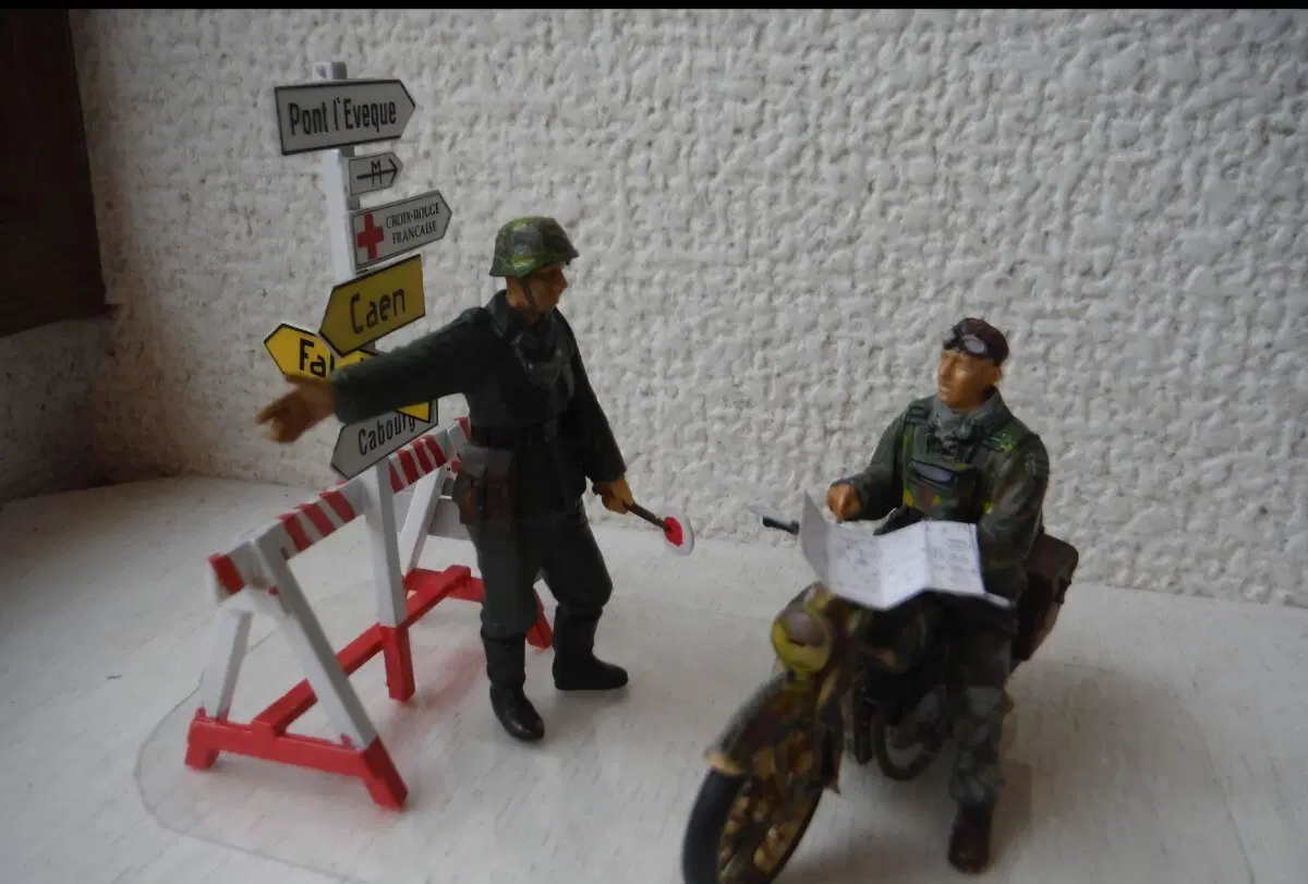 1/35 타미야 독일군 모터사이클 전령 세트 (디오라마)