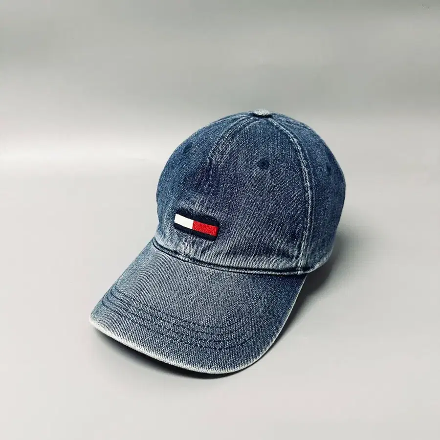 타미힐피거 (Tommy Hilfiger) 데님 볼캡 (FREE)