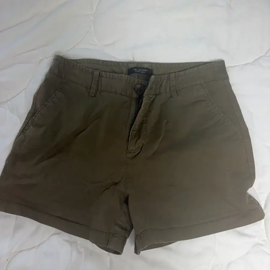 Tbj 카키색 쇼츠 반바지