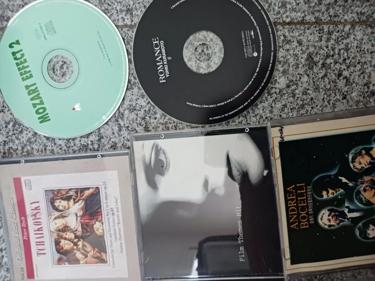 모차르트 에펙트2 / 유키 쿠라모토 로맨스 CD / 차이콥스키 / 안드레아 보첼리 CD등 총4장