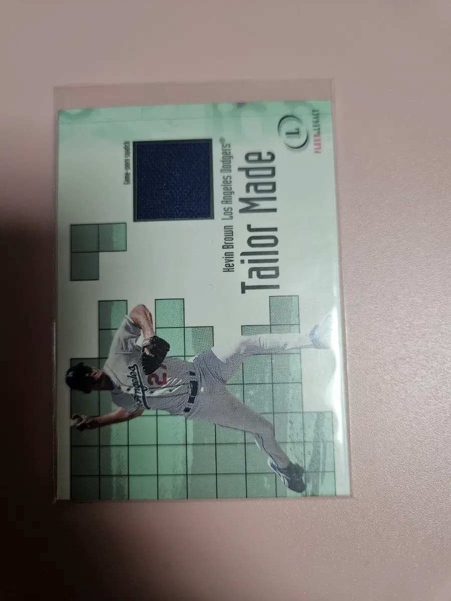 다저스)케빈 브라운 2001 Fleer 저지 카드