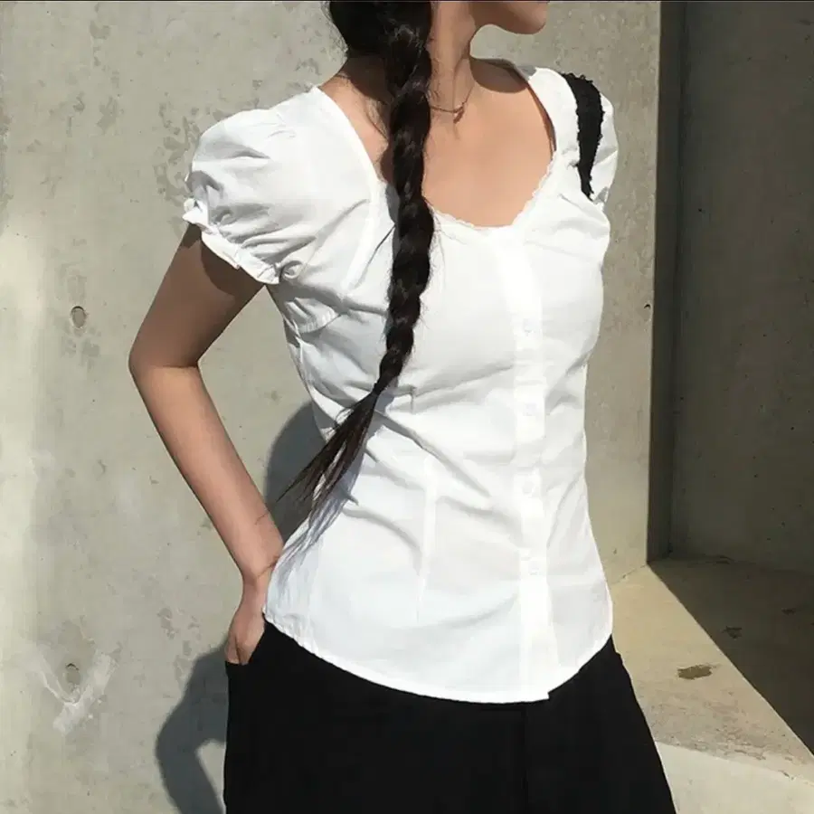 에이블리 와드 코튼 레이스 퍼프 반팔 블라우스 판매